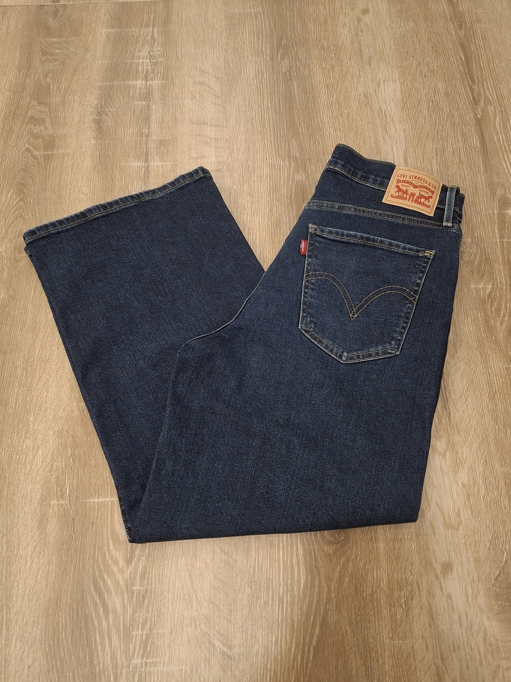 Levi's High-Rise Wide Leg Jeans Women's 30x27 Dark Wash